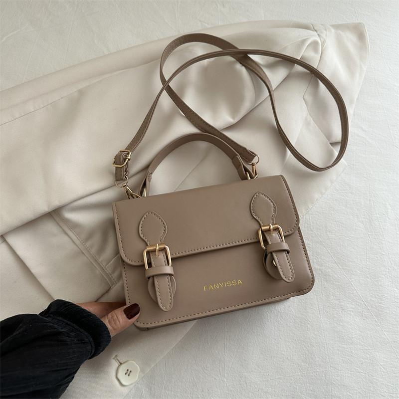 Chic Pu Leather Medium-sized Square Shoulder Bag For Everyday Street Style хаки