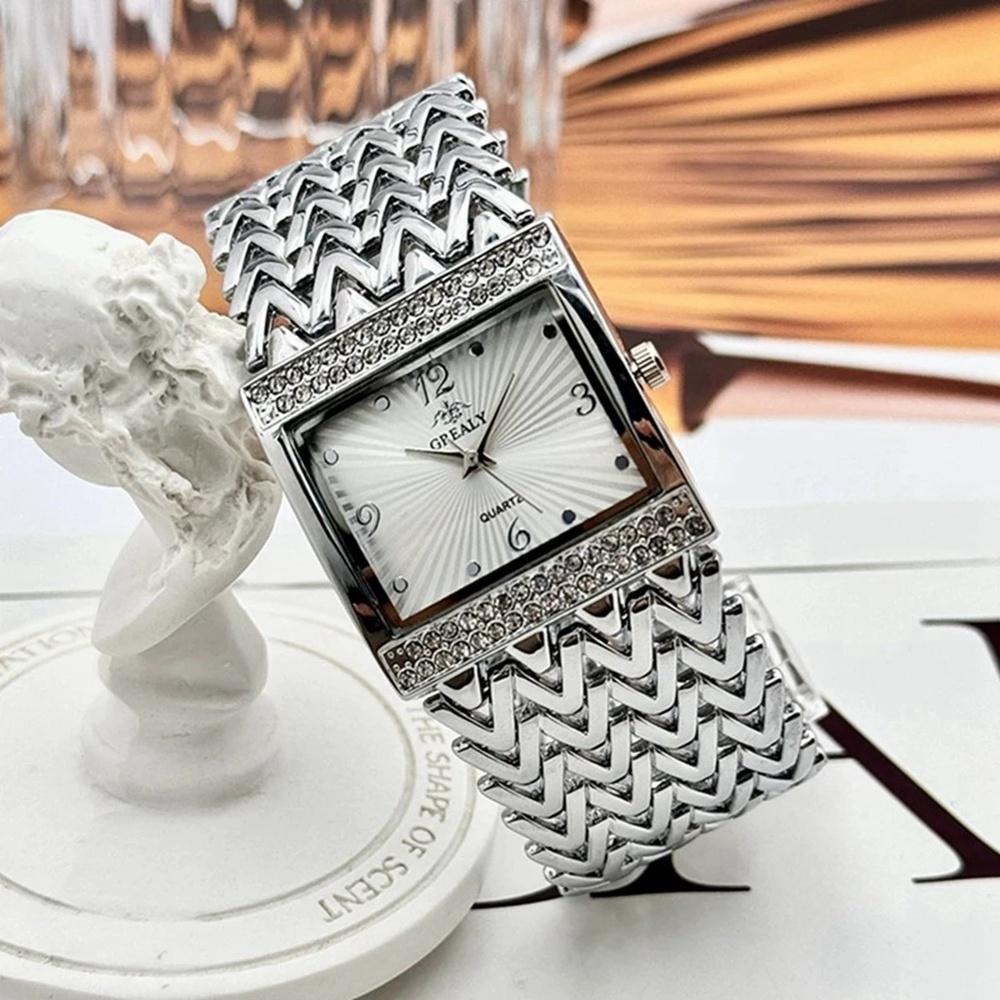 New Fashion Women Watches Simple Rhinestone Square Quartz Watch Casual Bracelet Women Watch Clock Dress Watches Relogio Feminino