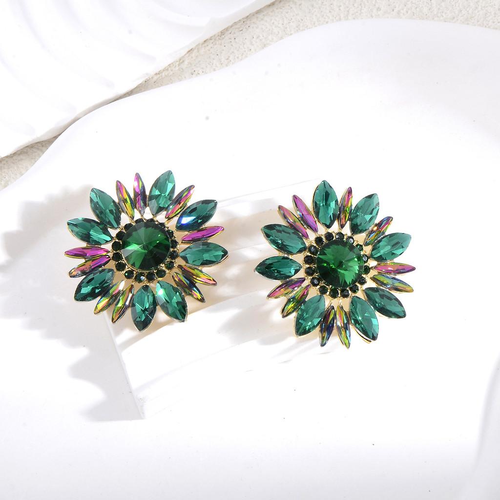 

Sunflower Drop Earrings With Water Crystal For Women Party And Evening Wear зелёный