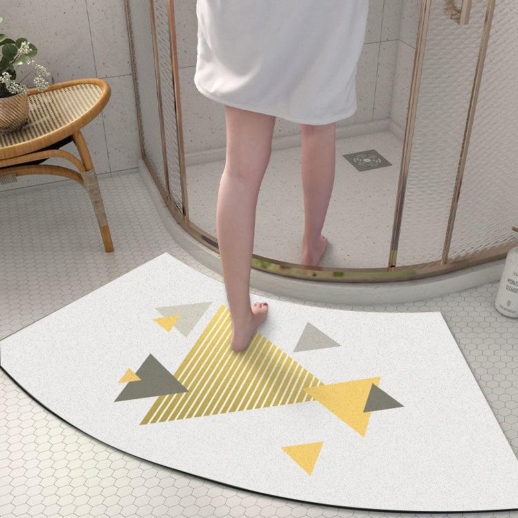 Diatom Mud Floor Mat Arc-shaped Dirt-resistant Anti-slip Mat Household Absorbent Bathroom Floor Mat Bathroom Door Simple Foot Mat