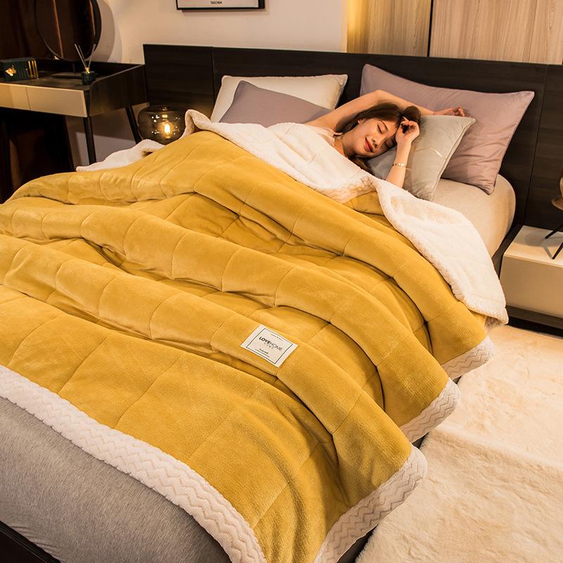 Dreilagige gesteppte Winterdecke - Dickes Milchvlies, Kuschelig für Firmengeschenke