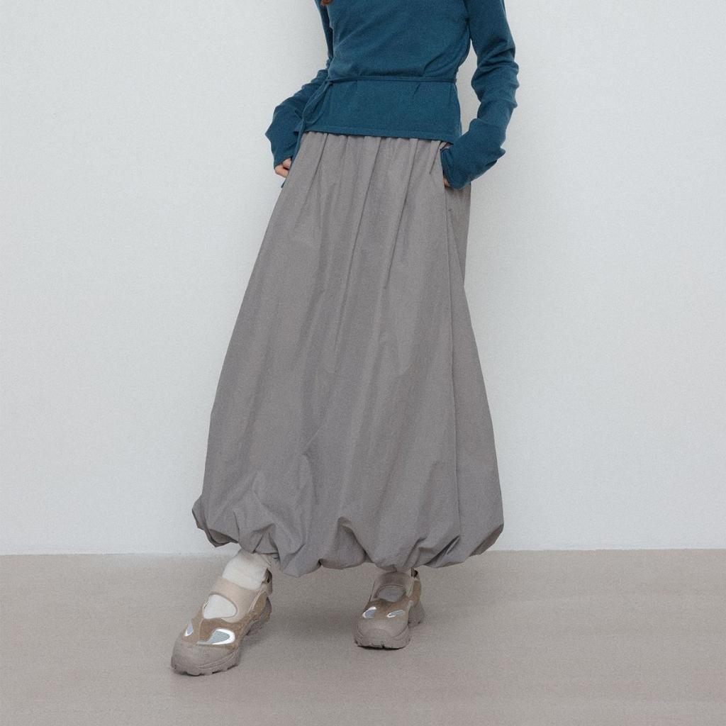 Women Casual Solid Color Long Lantern Skirt With Pocket Personality Elastic Waist Flower Bud A-line Skirt QT2307