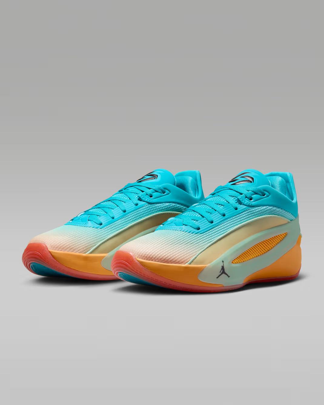IO5034-900 Nike Jordan Luka 5  Luka Lifestyle 4