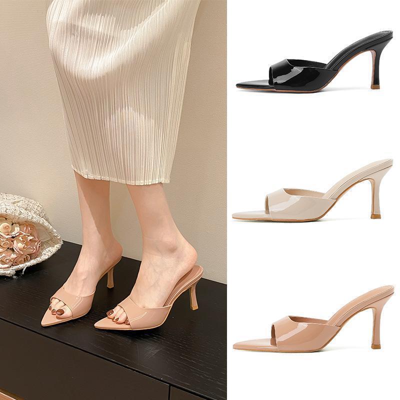 Koreanische Version der erhöhten Sandalen Damen 2024 Sommer neue modische vielseitige quadratische Kopf hochhackige Sandalen mit rutschfesten Hausschuhen