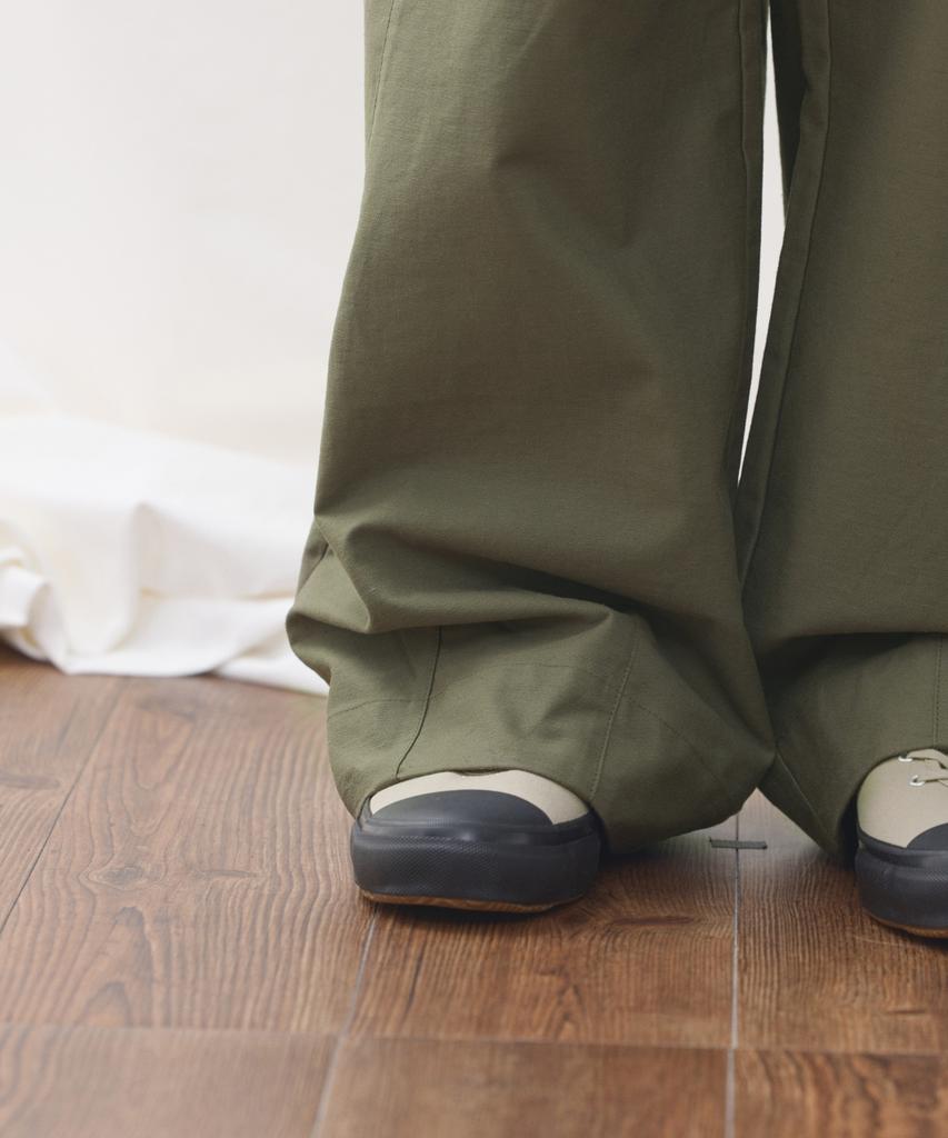 Iseuteuseobiseusyab Grunge Pocket Wide Pants - Khaki