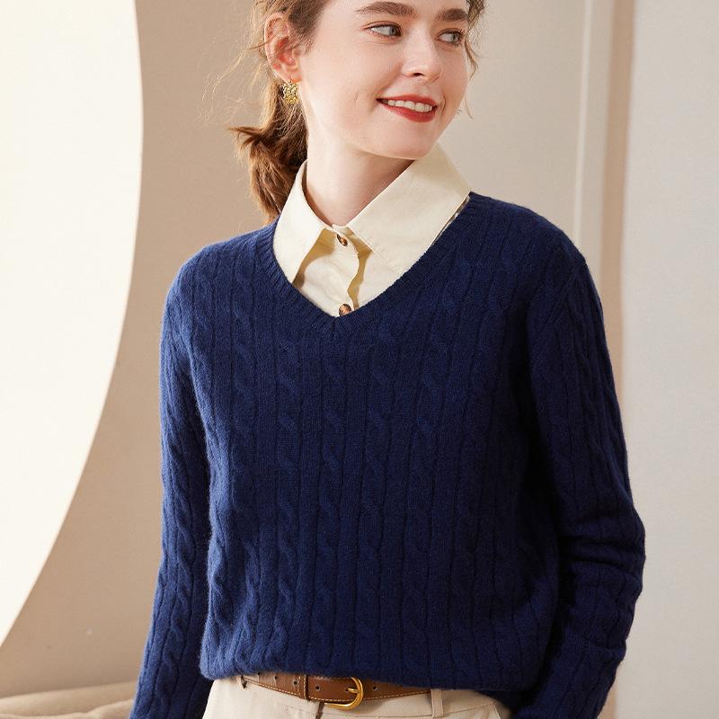 2023 Fall/Winter Cashmere Cable Knit Polo Sweater for Women – Versatile, Fashionable, Retro Lapel Design