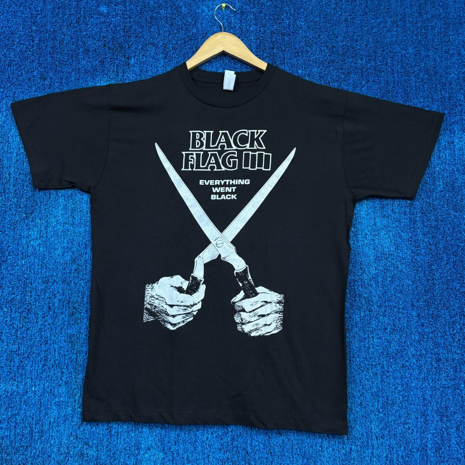 Black Flag “Everything Went Black” Graphic T-Shirt Size Large L