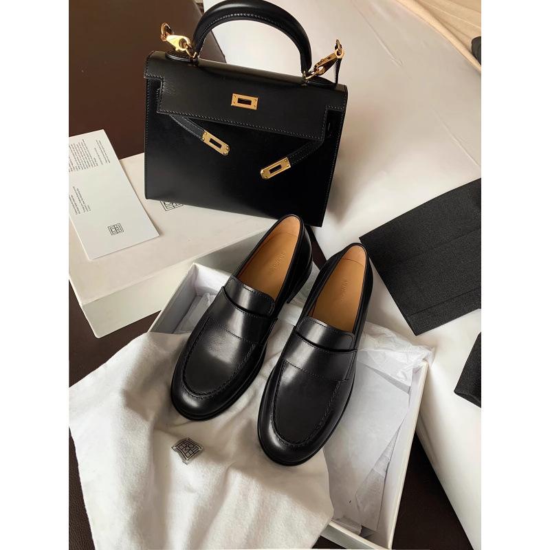 

Shoes retro suede thick heel one pedal lazy woman autumn 34 чорний