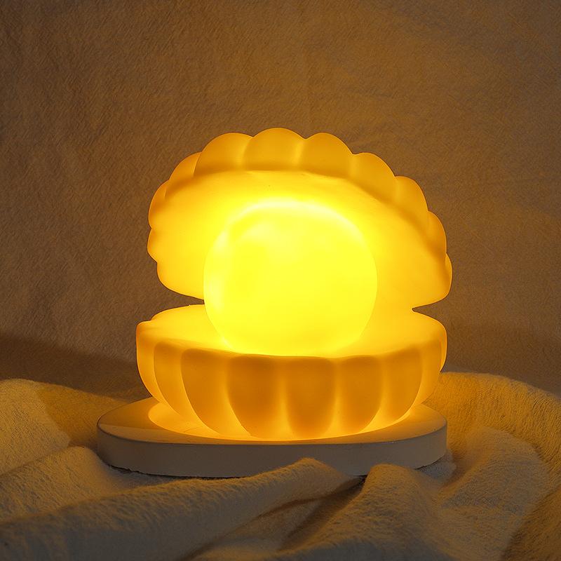 

1 шт., милый мини-цветной ночник с жемчугом и мидиями, мягкий свет, лампа в виде ракушки с рисунком для девочек и мальчиков, тумбочка для спальни, настольный декоративный светильник