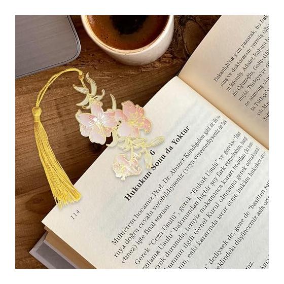 Elegant Metal Bookmark with Tassel - Unique Floral Design, Durable & Exquisite Craftsmanship for Books, Planners, Students, Teachers - Perfect Gift