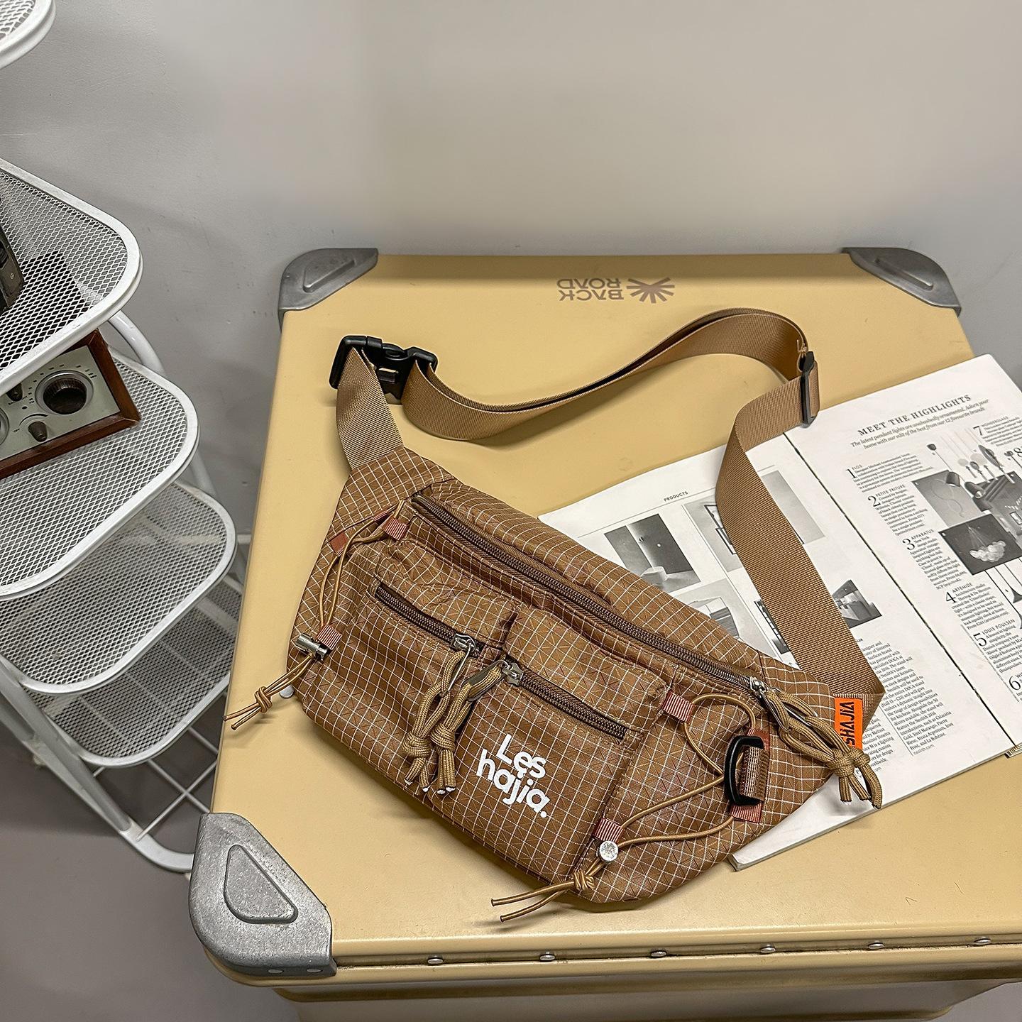 

Korean Letter Print Chest Bag Large Capacity Sports Waist Pack for Couples Students Outdoor Cycling хакі
