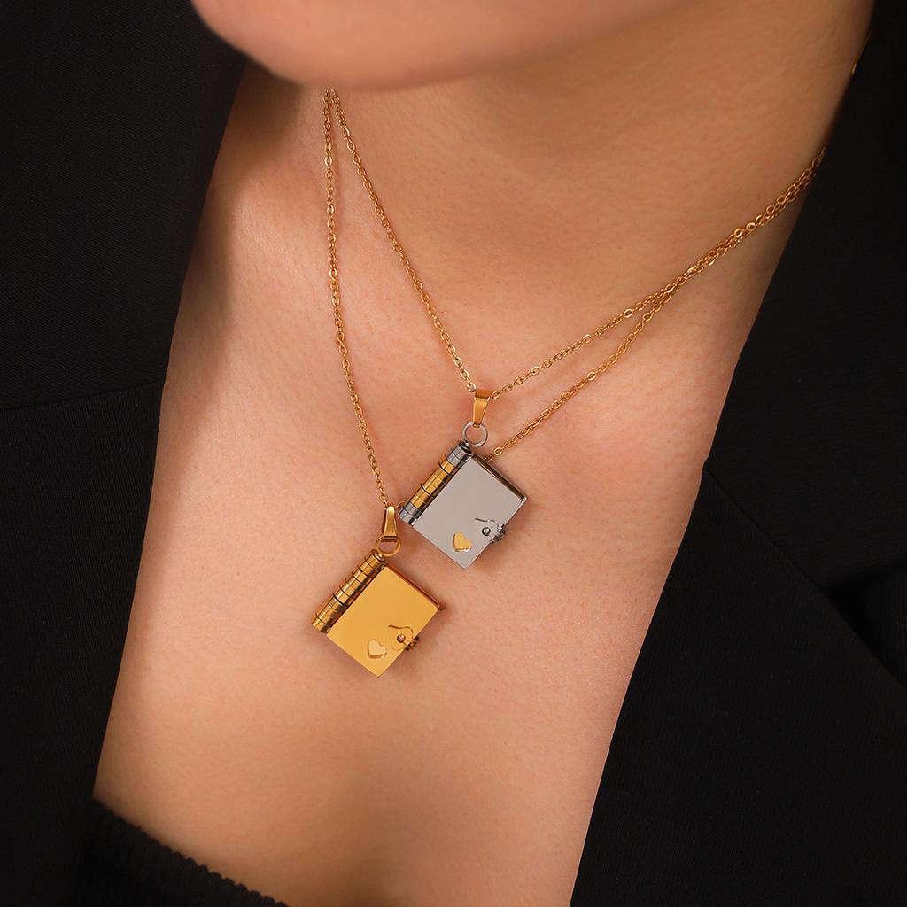 Color-block Heart Book Pendant Necklace for Women, Light Luxury Niche Design Titanium Steel Necklace, Fade-resistant