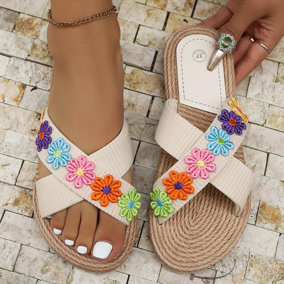 Fashion Women Slippers Colorful Flower Flat Slippers Flip Flops Fashion Summer Shoes Women Comfort Non Slip Beach Sandals Slides Women