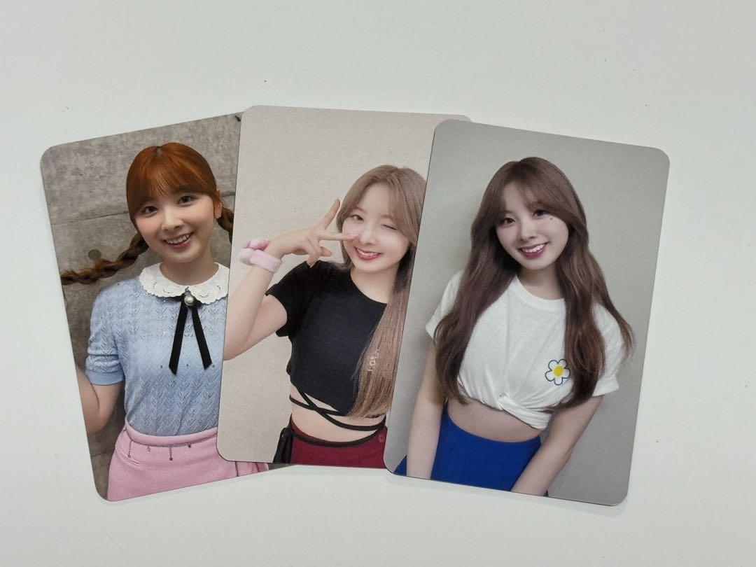 

[USED] NiziU Miihi venue-limited trading cards (3 cards)