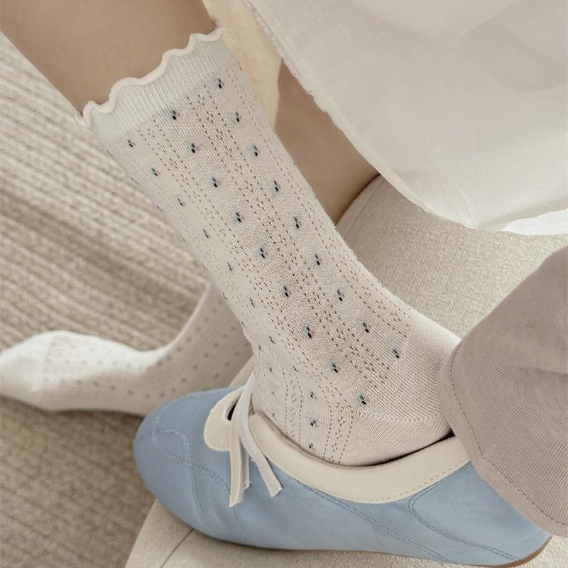 Damen Frühling und Sommer Dünne Atmungsaktive Netz Kleine Gebrochene Blumen und Holzohr Nahtlose Yuezi Kniestrümpfe