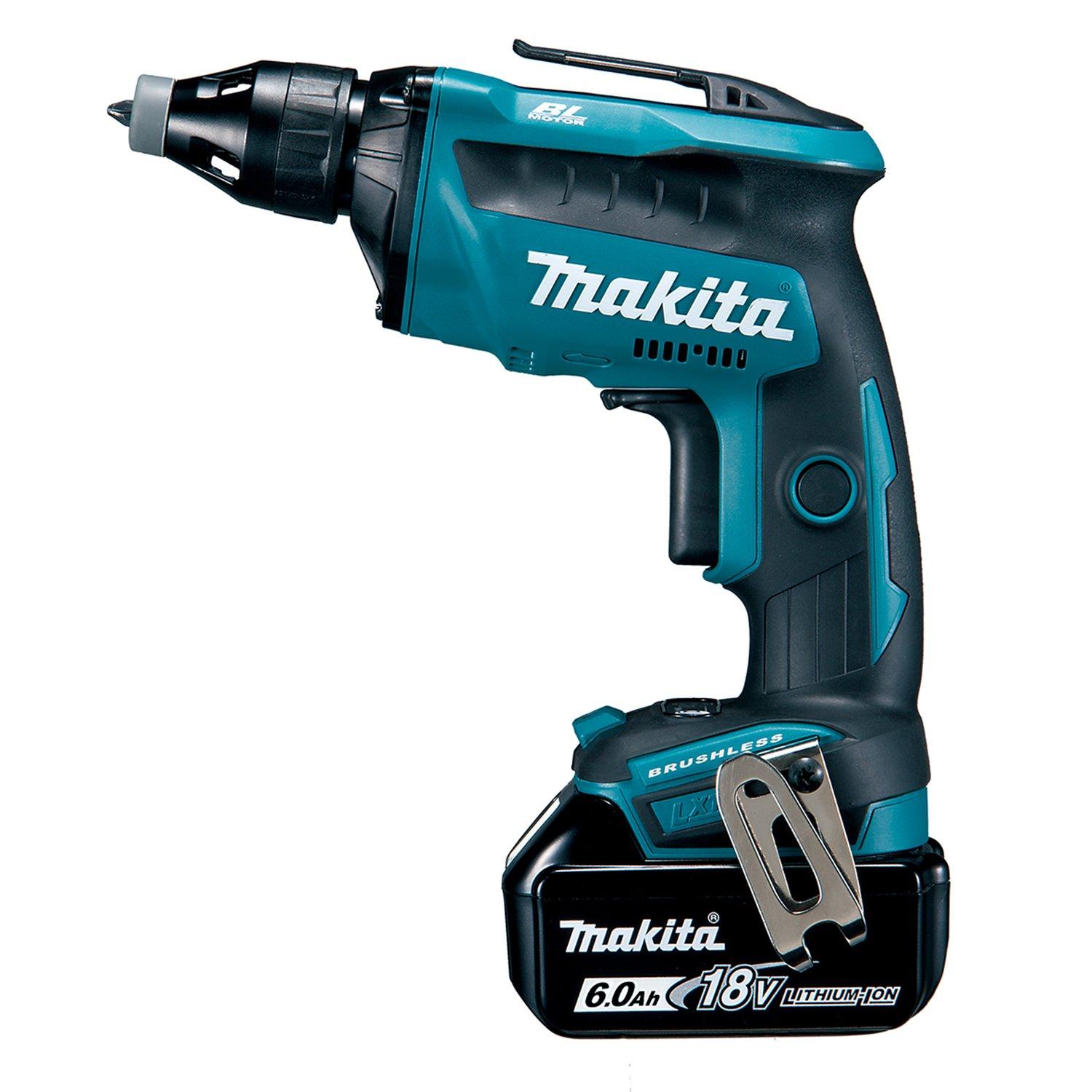

Makita Rechargeable Screwdriver with Charger FS453DRG зелений