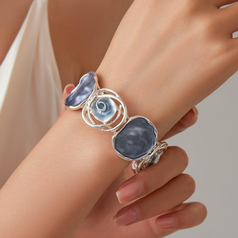 Color Painted Oil Geometric Rose Elastic Bracelet Premium Ladies Versatile Alloy Bracelet
