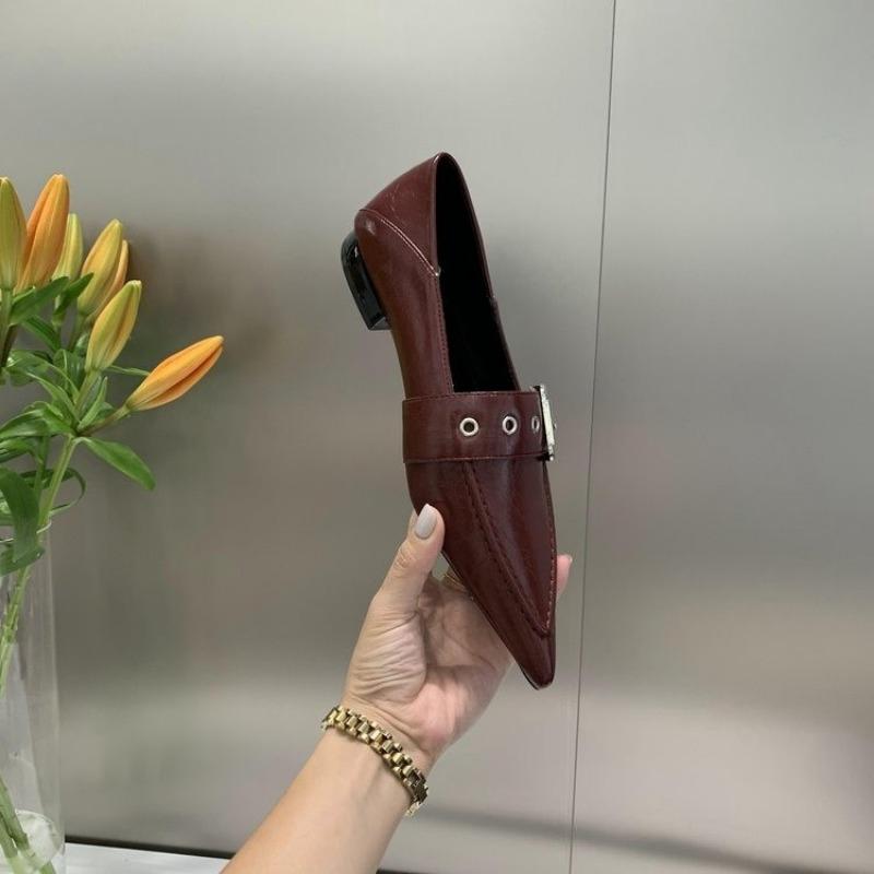 Woman Luxury Metal Chain Ballet Shallow Ballerina Slip On Casual High Heels New Women Fashion Pointed Toe Low Heeled Shoes