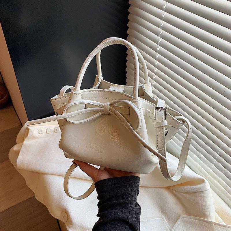 Ielgy Portable Vegetable Basket Bag Fashion Bucket Bag Bow Crossbody Bag