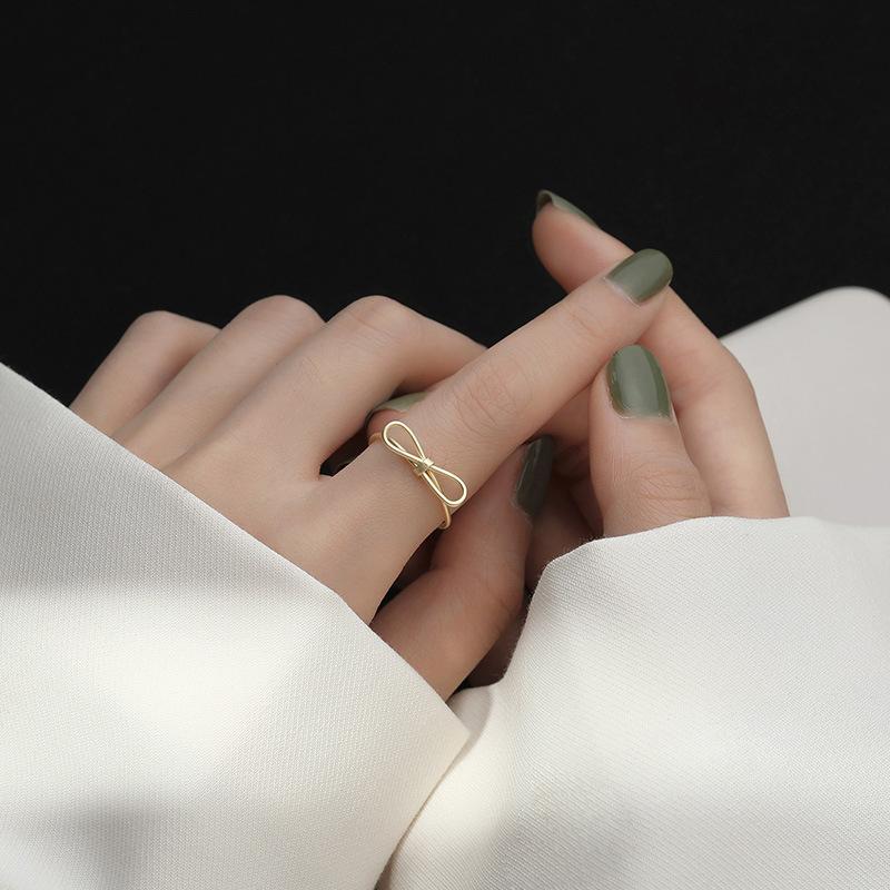 Modern And Chic 925 Sterling Silver Open Ring With Gold Butterfly Bow For Trendy Women