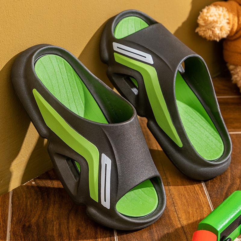 

Нескользящие износостойкие тапочки для ношения в помещении и на улице 44-45