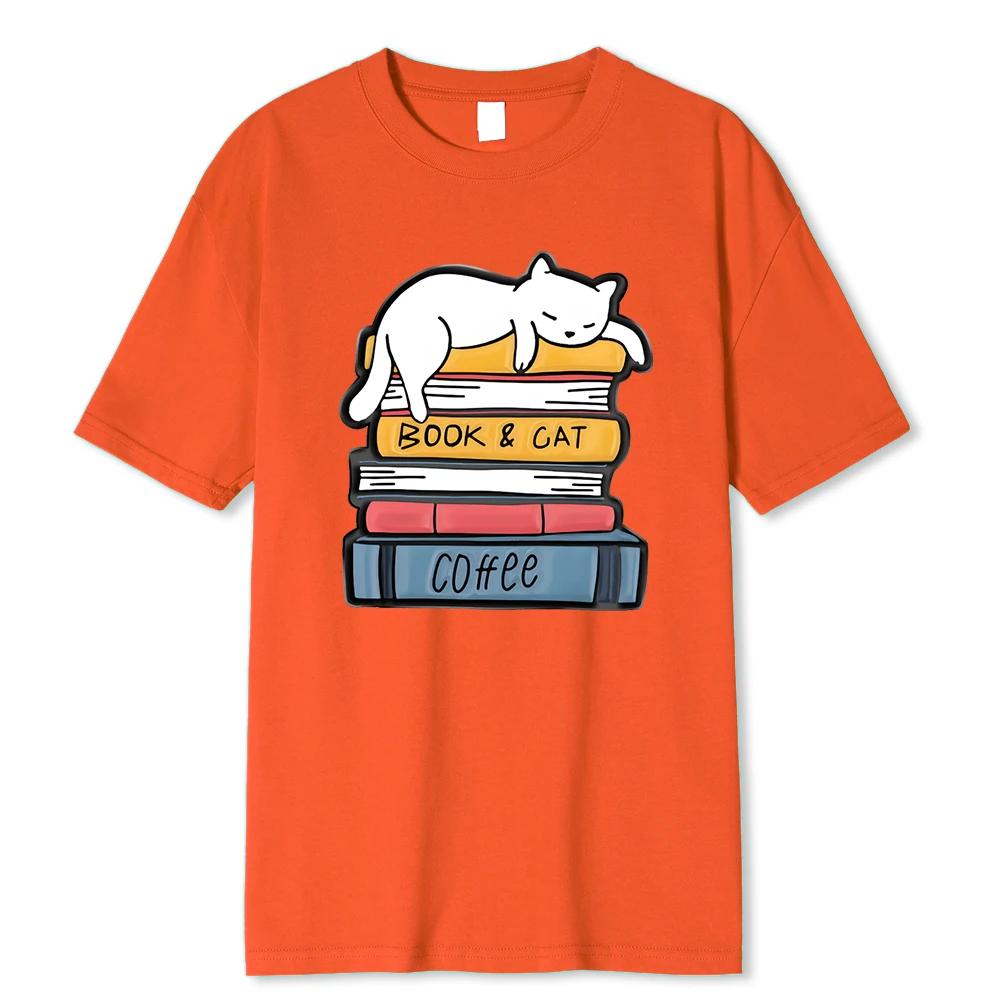 White Cat Sleeping On A Pile Of Books Print Clothing Men High Quality T-Shirt Summer Cotton T-Shirts Hip Hop Street Loose Tops