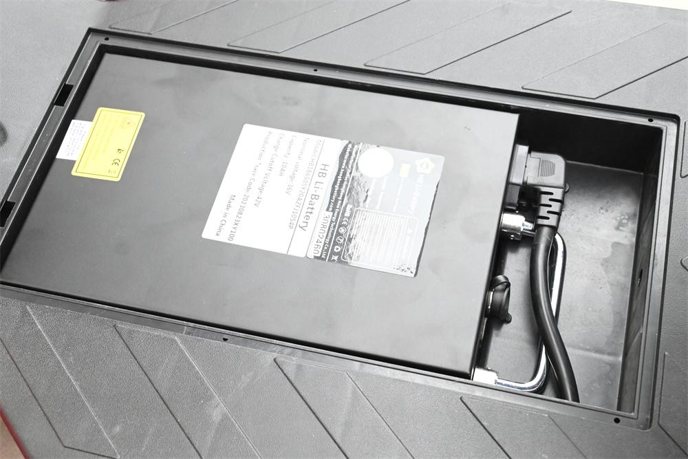 Wholesaler 250w Dual Motor Powerful 4 Wheels Electric Automatic Folding Mobility Scooter For Disabled