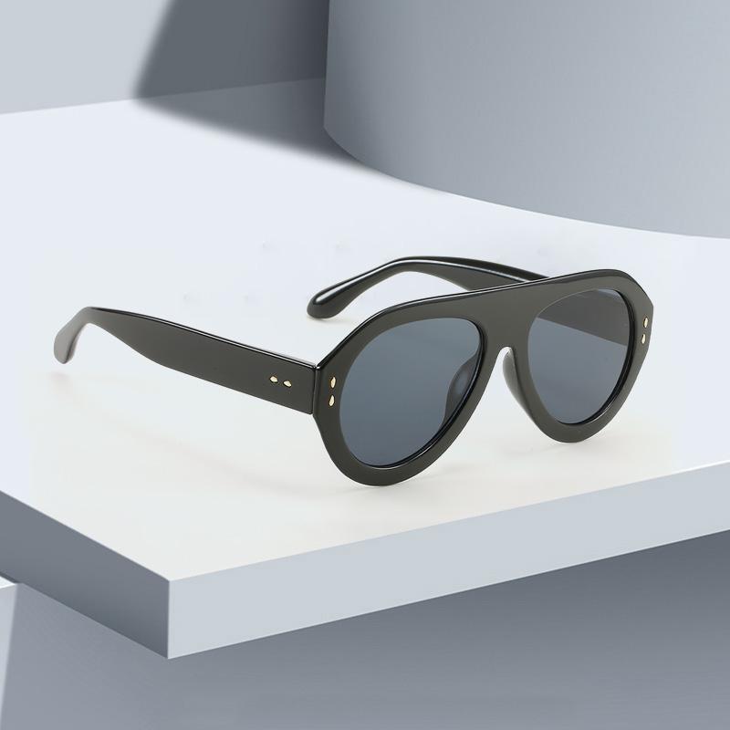 New In Vintage Sunglasses For Women Modern Fashion Red Gradient Round Glasses Glasses Women Gift For Womens Sunglasses