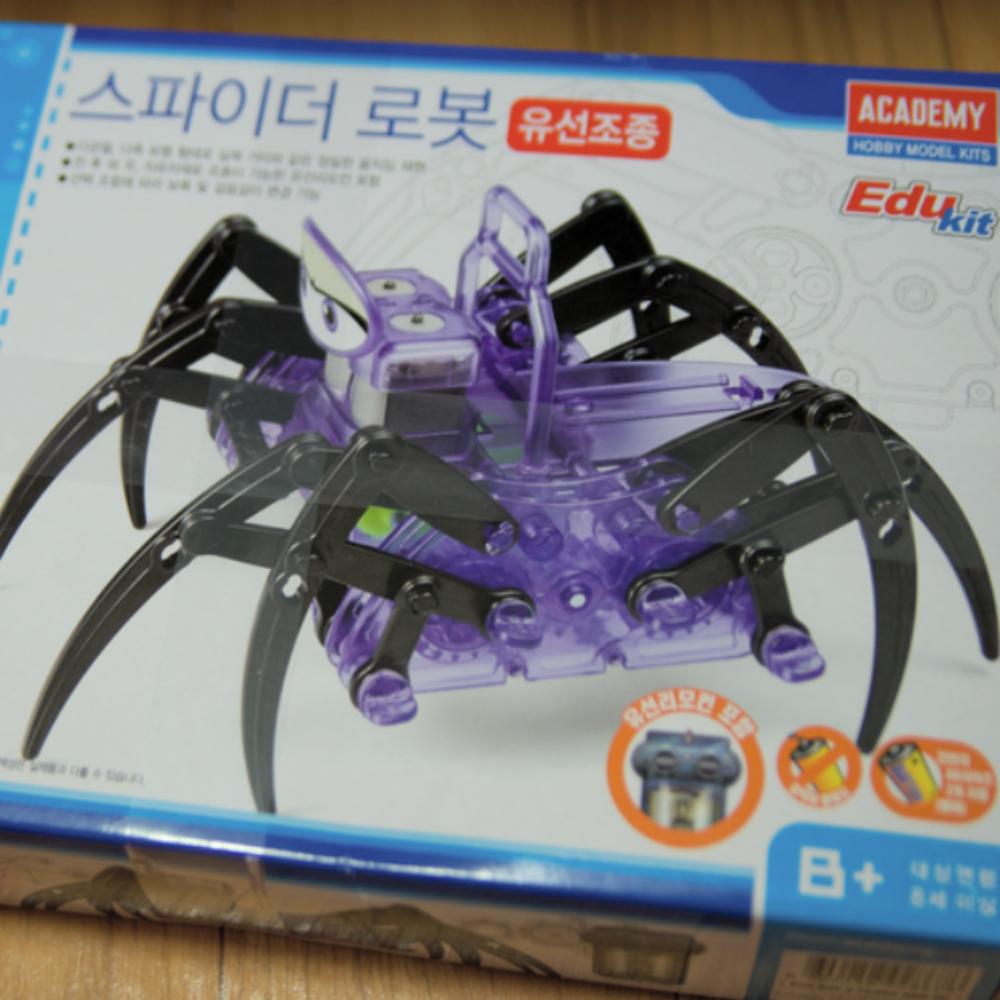 Academy Science Drátový/bezdrátový pavoučí robot s dálkovým ovládáním Stavebnice modelů