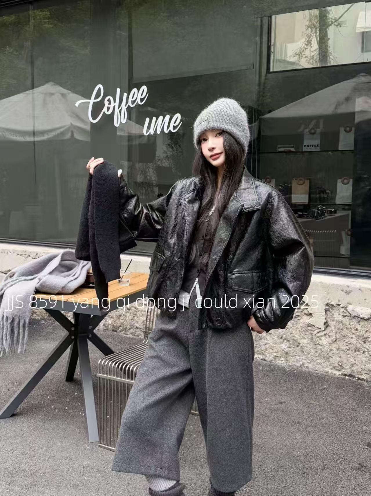 

Women s Retro Slim Brown Leather Motorcycle Jacket for Autumn/Winter 2025 L (132-160 lbs) чорний