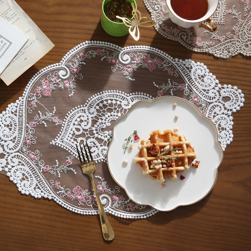 

Кружевная скатерть-подставка с вышивкой цветов (12 стилей) Cow (27X21) Rose Pink