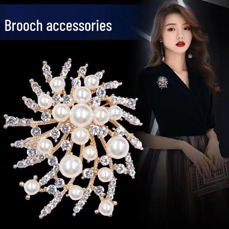 Elegant Luxury Brooch: Versatile and Exquisite Pin for Suit Jackets - Japanese and Korean Inspired Design
