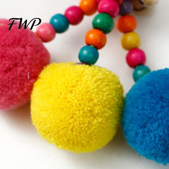 Tote Bag Decoration Tassel Pendant Retro Ethnic Style Straw Canvas Natural Shell Decor Colorful Fur Ball Keychain Handbag Accessory Handmade Beaded