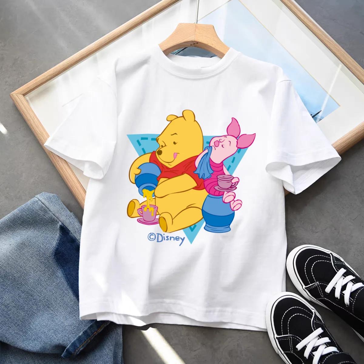 ZX 2026 Disney Winnie The Pooh Cartoon Bear Print Family TShirt for Parents and Children S