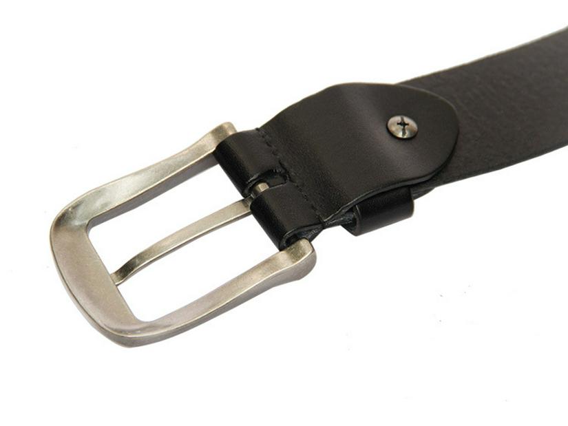 Męski pasek ze skóry bydlęcej w stylu punk z nitami w kształcie czaszek