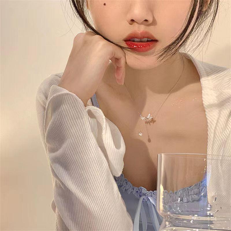Butterfly Pearl Necklace Women's Summer Light Luxury Versatile Niche Design Sense Premium Pearl Collarbone Chain Internet Celebrity Necklace