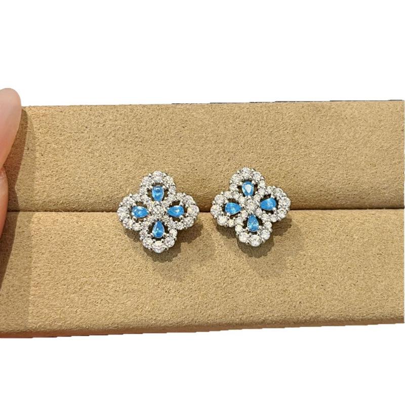 Celebrity Style Full Of Diamonds Four-Leaf Clover Stud Earrings, Women'S Light Luxury Niche Design, Advanced Sense Burst, Exquisite Small Fragrant