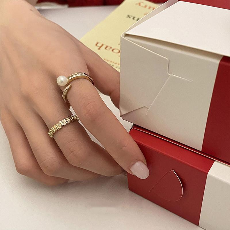 Stylish Ins Inspired Pearl And Crystal Adjustable Ring For Women In Trendy Geometric Style