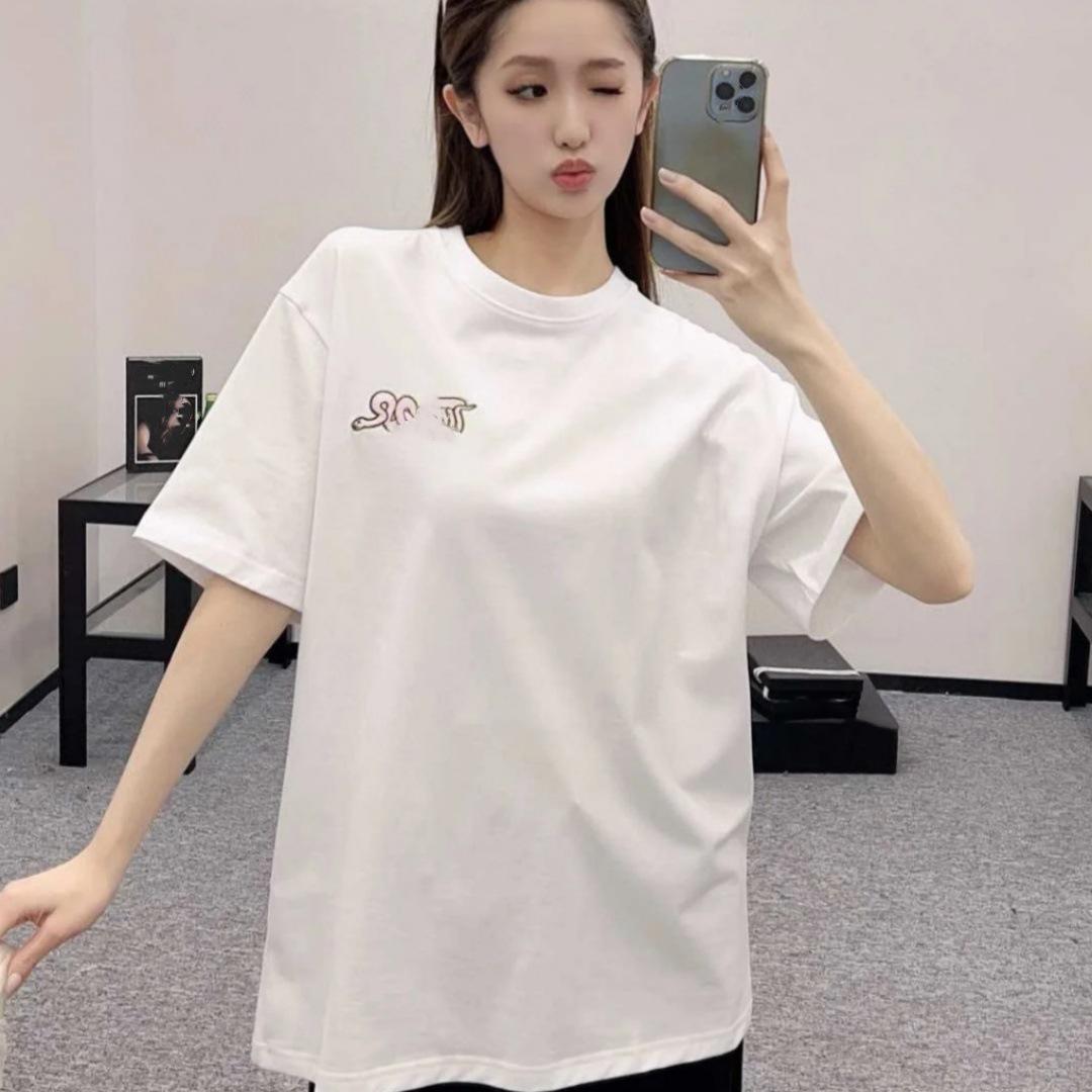 

DO Family Co-Branded Year of the Snake T-Shirt with Apple Snake Embroidery XS