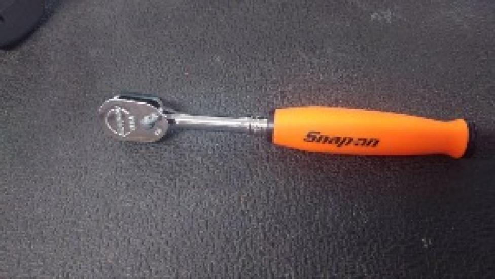 

NEW Snap On FHCL72 3/8 Head STYLE ORANGE Soft Handle Ratchet-JM