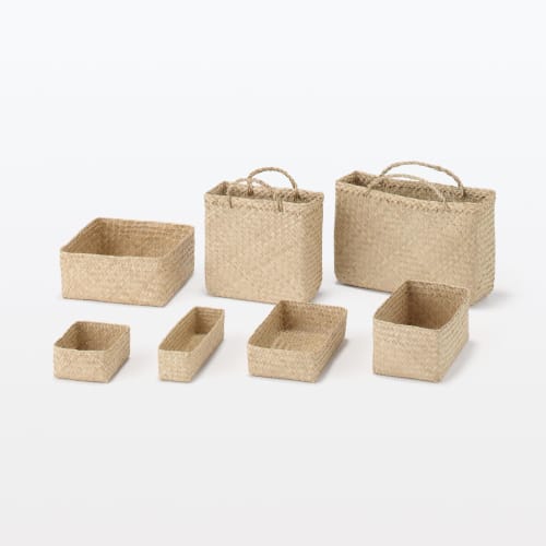 MUJI Seagrass Ajiro Woven Basket with Handle Large KG0VPA3A