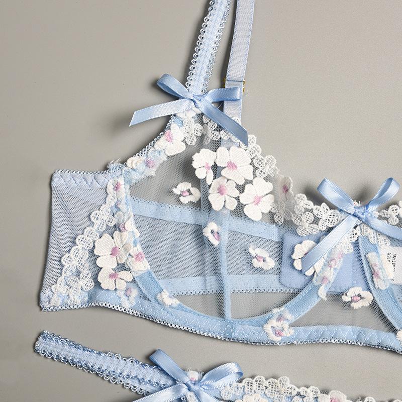 Erotic Lingerie Perspective Mesh Embroidery Three-Dimensional Flower Sexy Underwear Set T-String Sexy Underwear Set