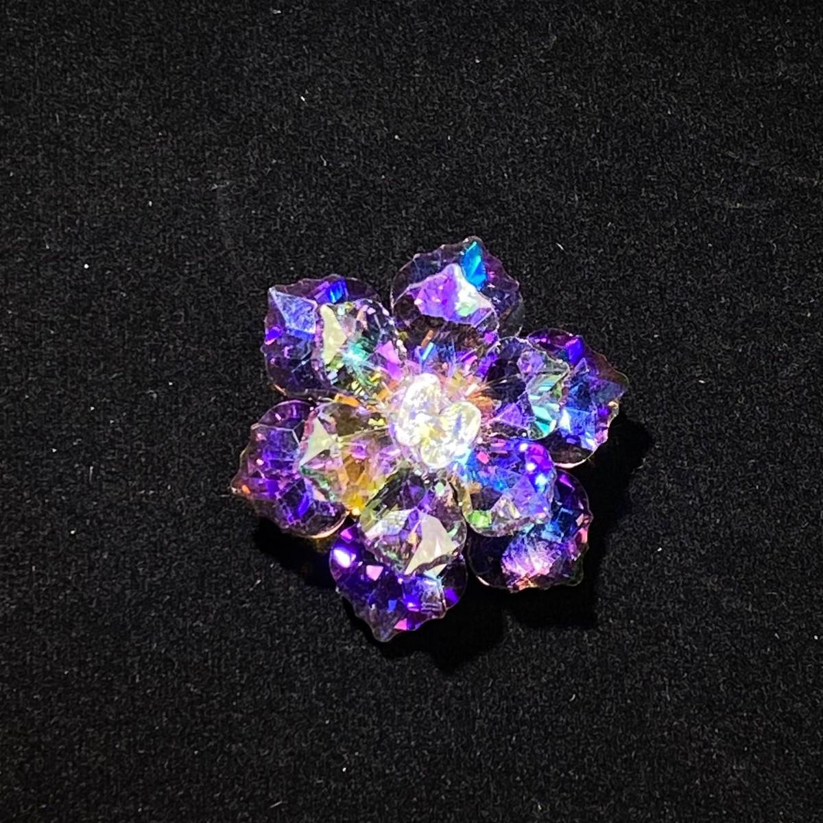 Elegant Iridescent Crystal Flower Brooch: Luxury Women s Corsage Pin Accessory