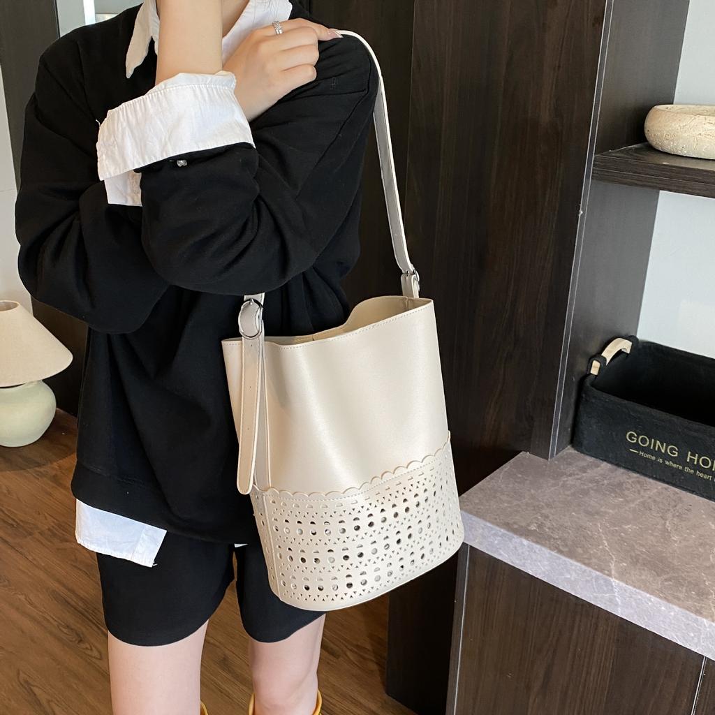 New Large-capacity Tote Bag Women's Commuter Shoulder Bag Portable Messenger Bag