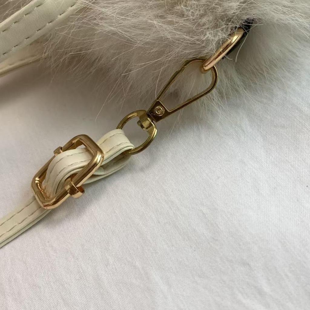 Autumn and Winter Bags, Fashionable Plush Bags, Women's Hand-held Buckets, Single Shoulder Crossbody Bags, Plush Bags