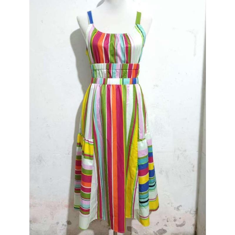 Damen Gestreiftes Neckholderkleid Böhmisches Urlaubs-Neckholder-Taschen-Strand-Swingkleid