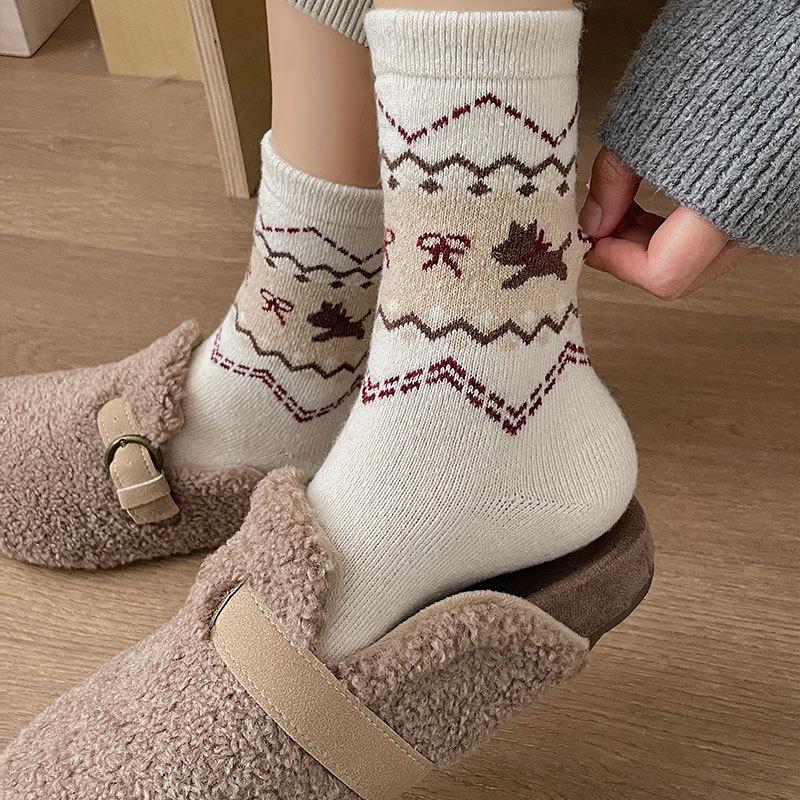 Retro Splicing Cute Cartoon Puppy Socks British Style Thickened Warm And Versatile College Style Pile Socks