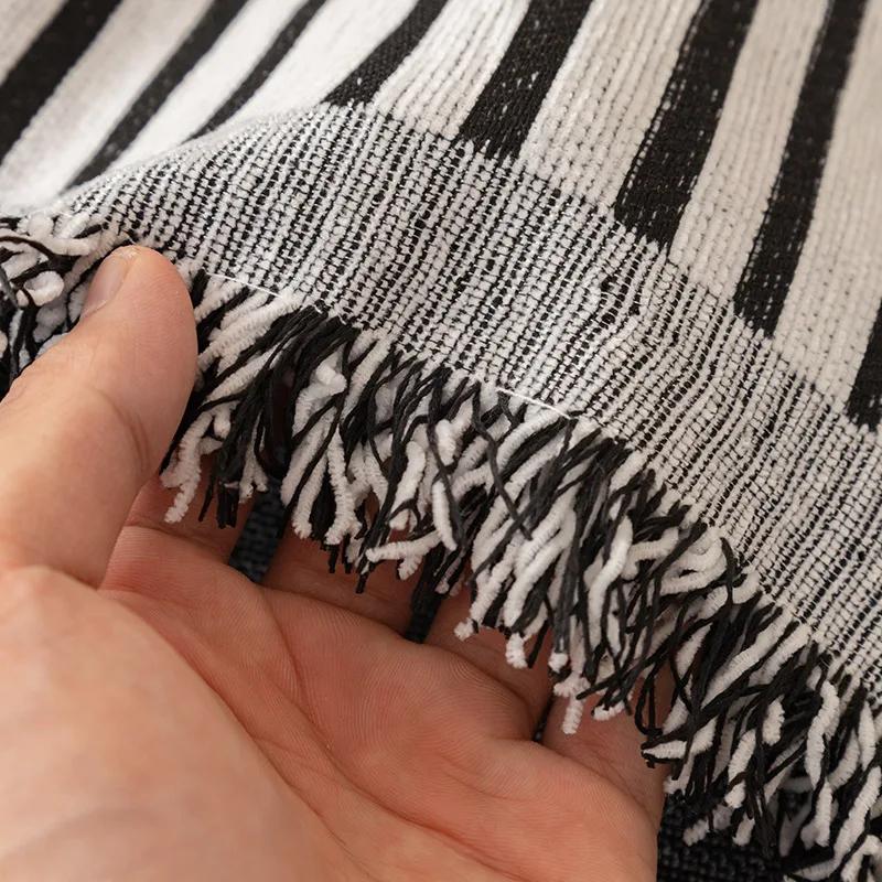 Nordic Tassel Throw Blanket Four Season Sofa Cover Dust Anti-cat Scratch Protection Cover Sofa Blanket Carpet Travel Rug Tassels