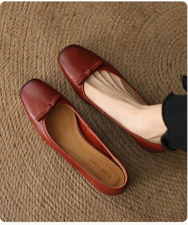 Soft and non-grinding feet~ Simple and versatile bow single shoes square head flat bottom 2025 spring new wipe leather work