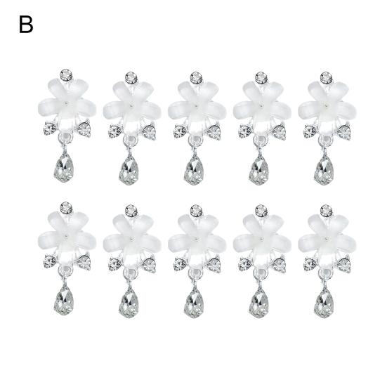 10 Pezzi Decorazioni per Unghie Forma Creativa Superficie Lucida Effetto Visivo Stupefacente Scintillante Ampia Applicazione Decorativo 3D